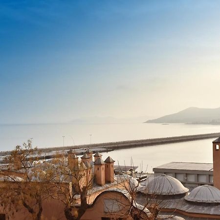 Golden Sea View - Old Town Apartment Kavála Exterior photo